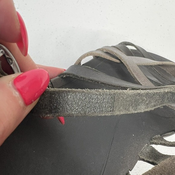 OluKai Black and Gray Women's Sandals - Picture 7 of 10